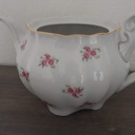 Theepotje zonder deksel