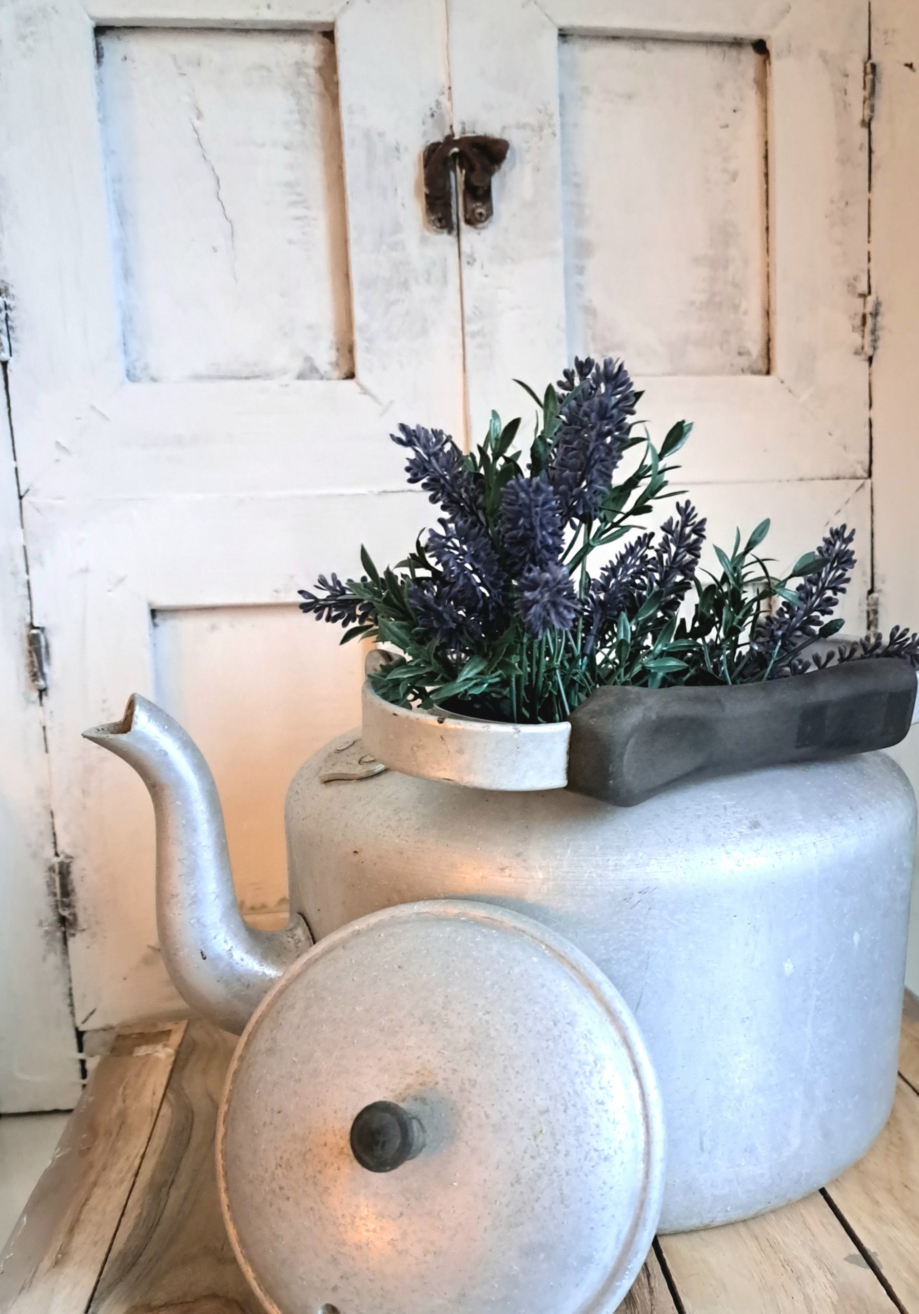 Oude grote waterketel - Afbeelding 2