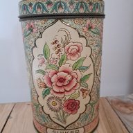 Brocante voorraadbus